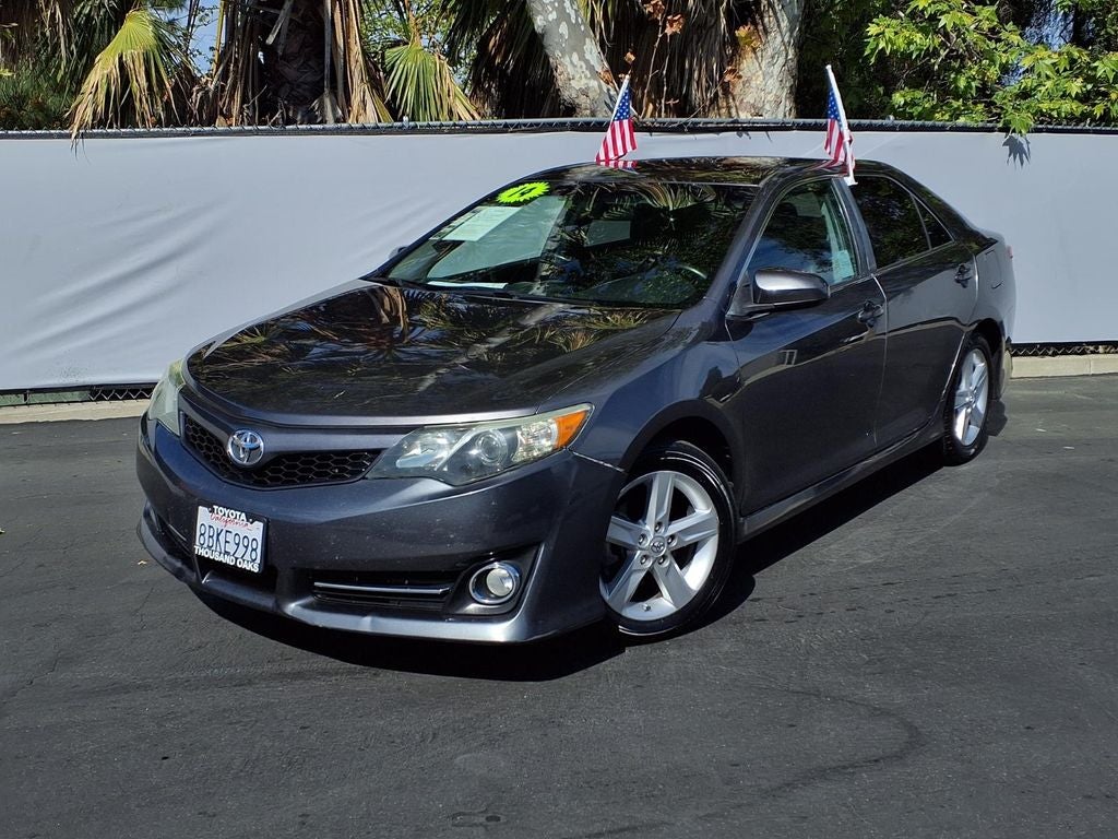 2014 Toyota Camry SE