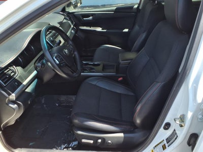 2017 Toyota Camry SE