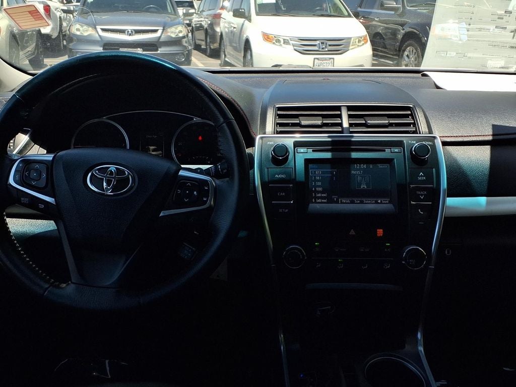 2017 Toyota Camry SE