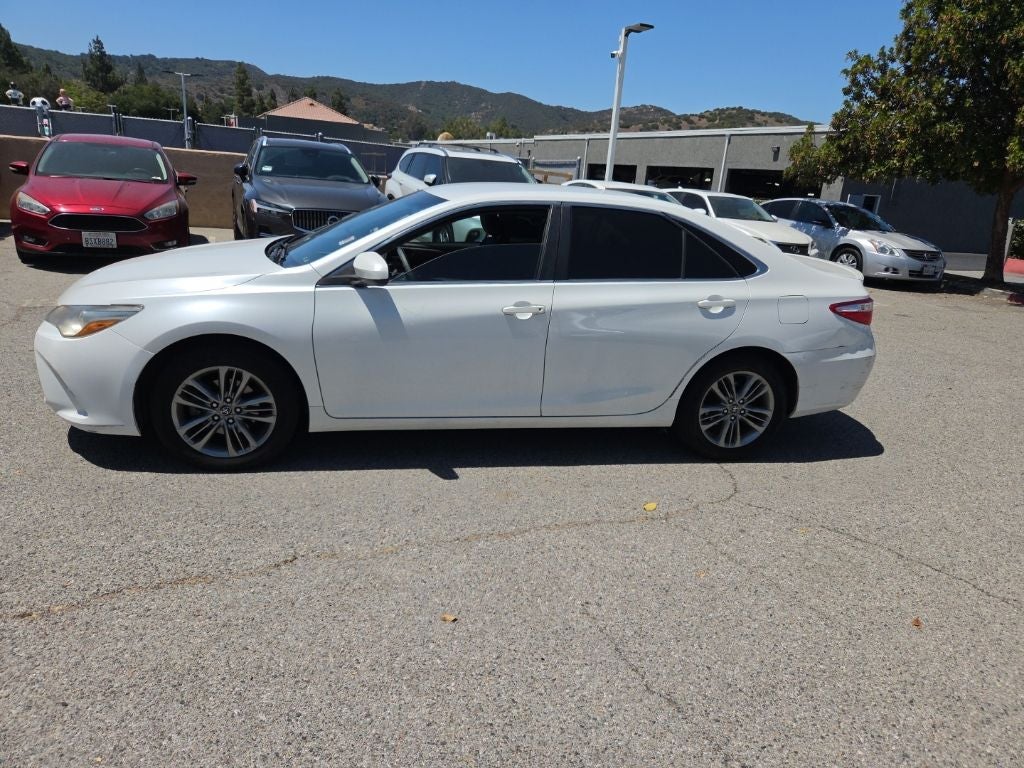 2017 Toyota Camry SE