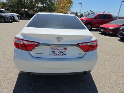 2017 Toyota Camry SE