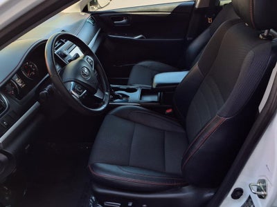 2017 Toyota Camry SE