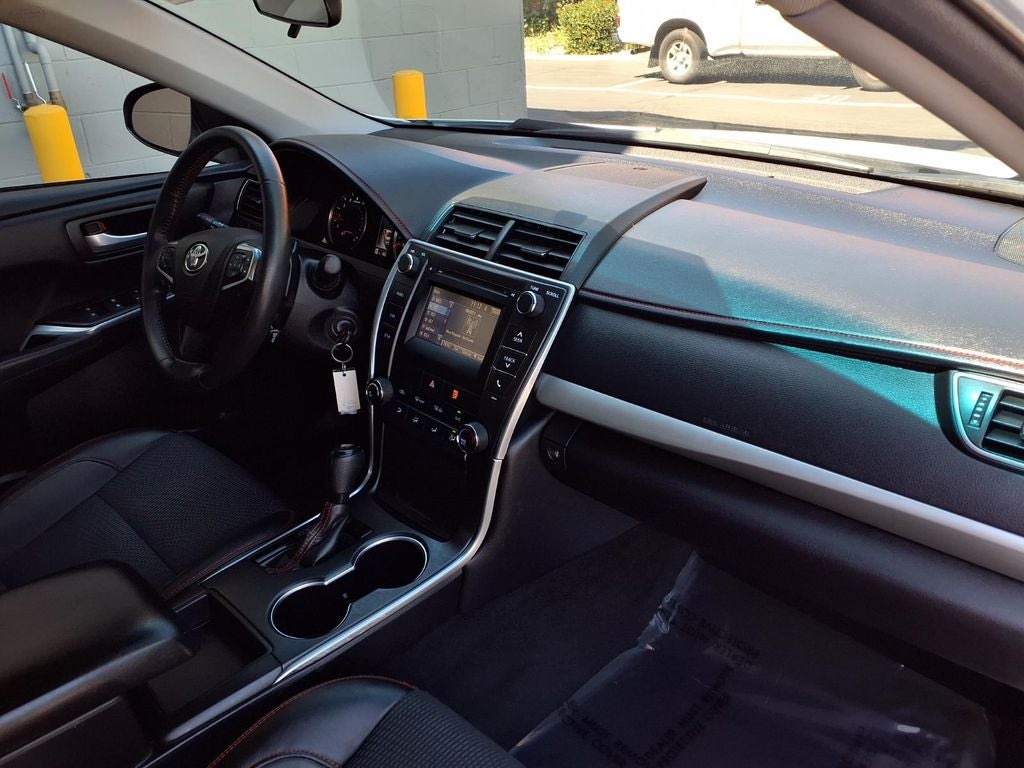 2017 Toyota Camry SE
