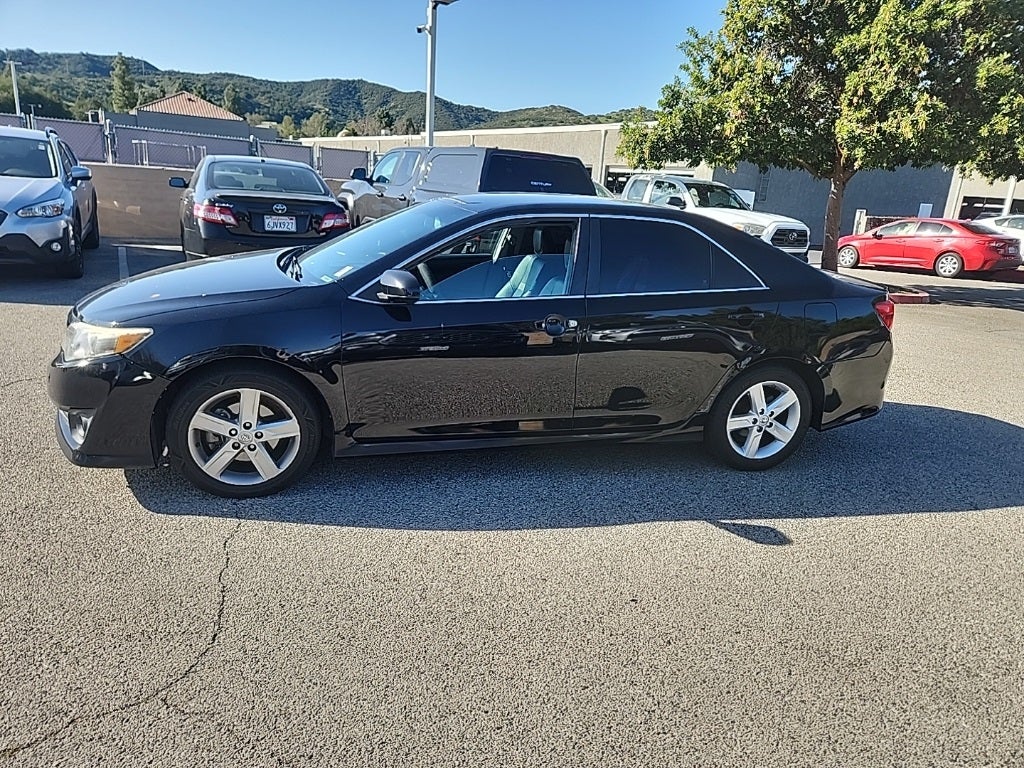 Used 2013 Toyota Camry SE with VIN 4T1BF1FKXDU293776 for sale in Thousand Oaks, CA