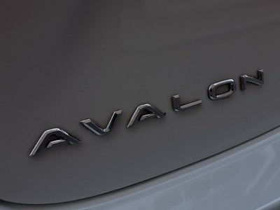 2018 Toyota Avalon XLE