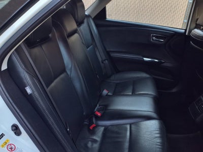 2018 Toyota Avalon XLE