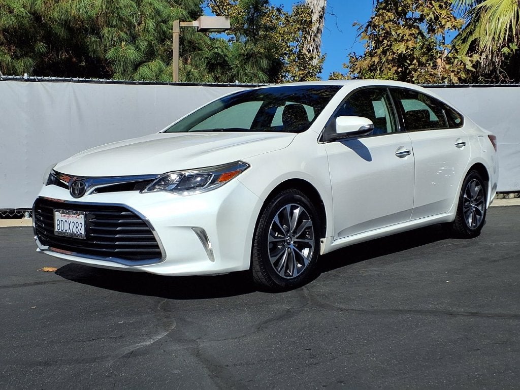 2018 Toyota Avalon XLE