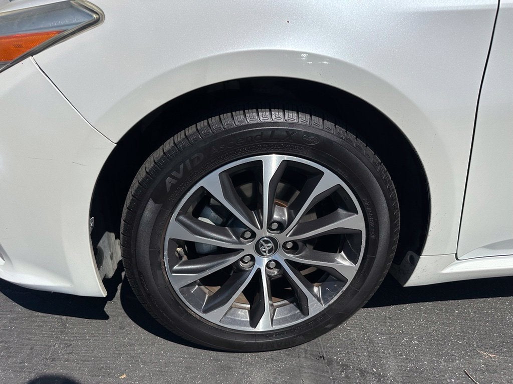 2018 Toyota Avalon XLE