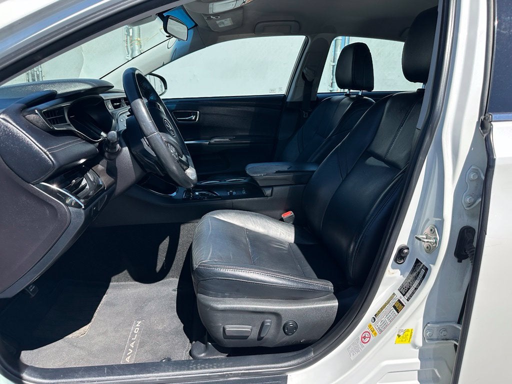 2018 Toyota Avalon XLE