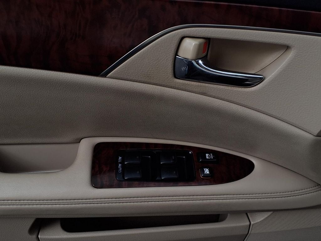2011 Toyota Avalon Base