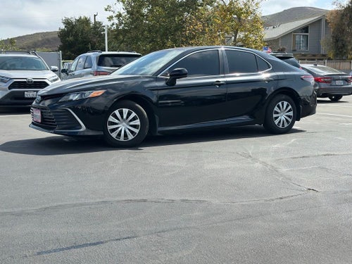 2022 Toyota Camry Hybrid LE