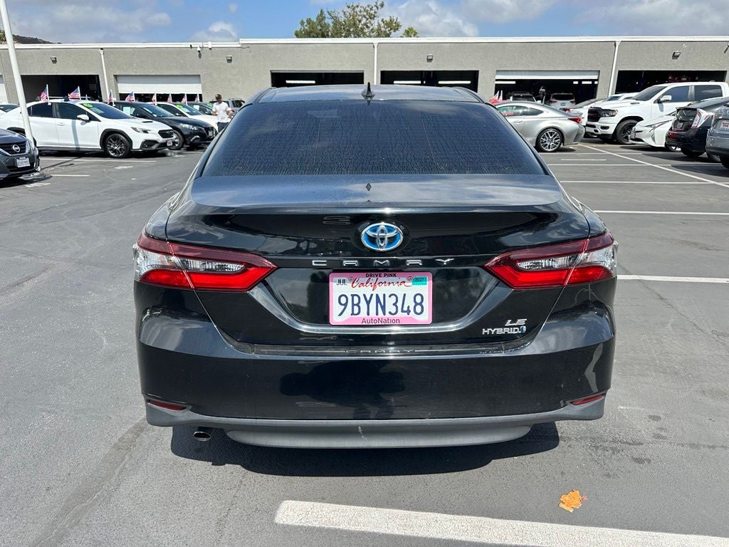 2022 Toyota Camry Hybrid LE