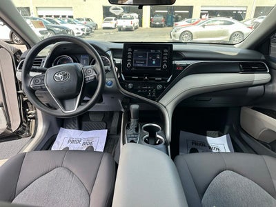 2022 Toyota Camry Hybrid LE