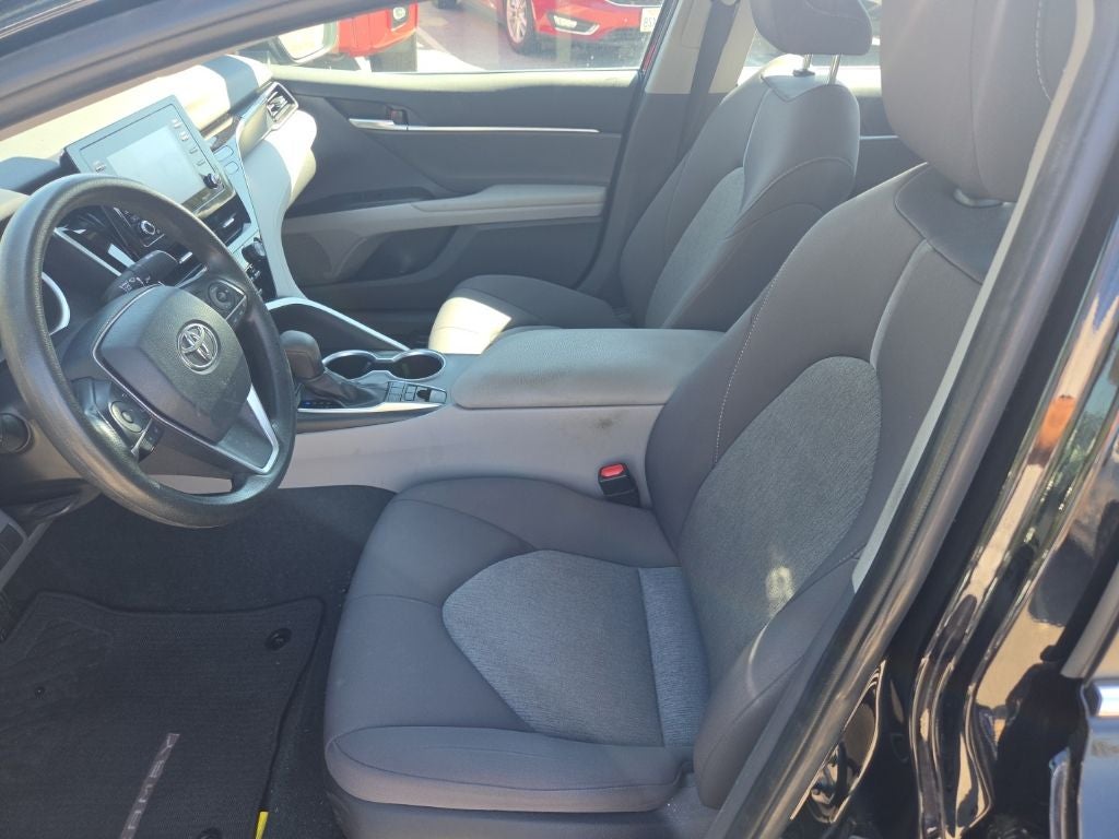 2024 Toyota Camry Hybrid LE