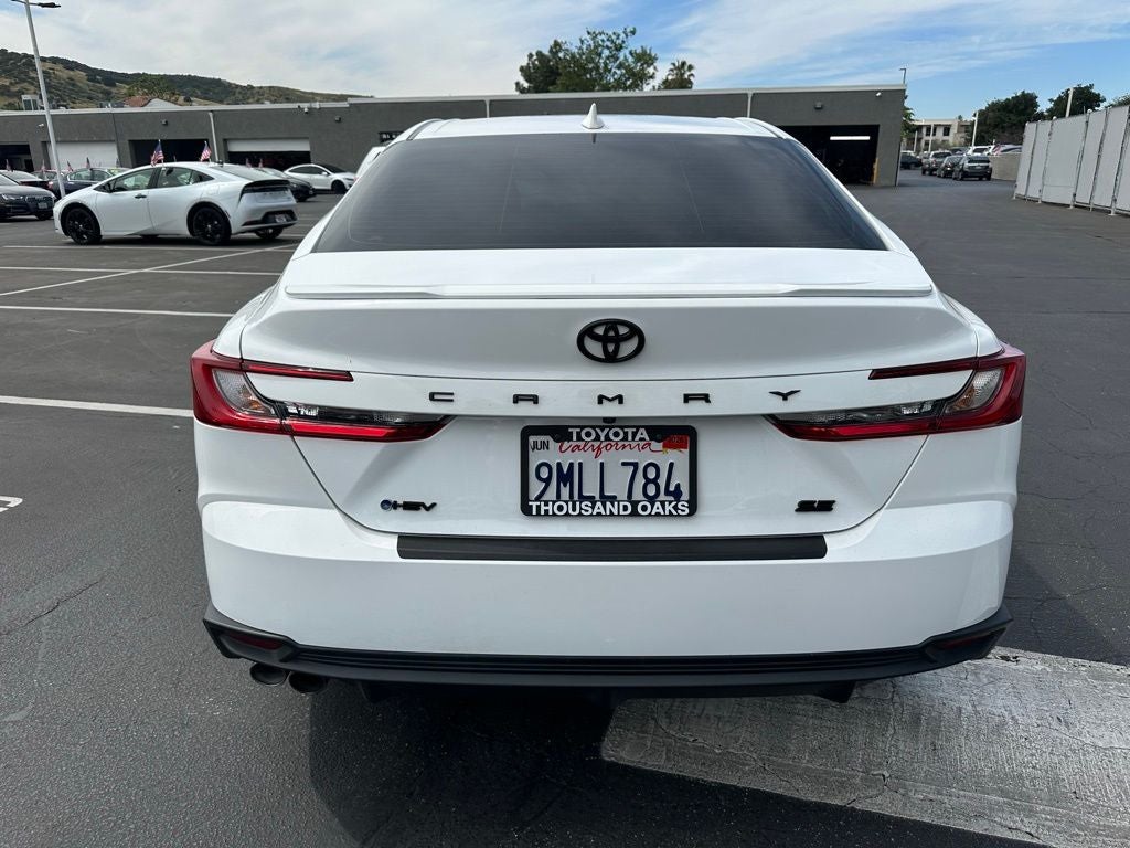 2025 Toyota Camry SE