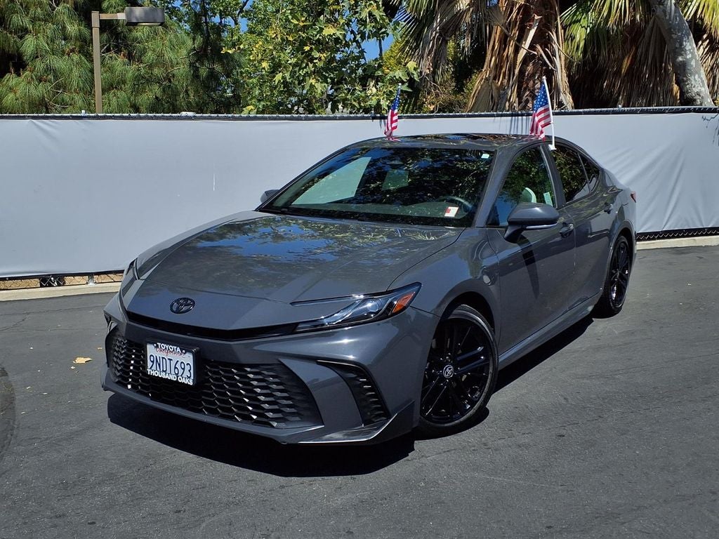 2025 Toyota Camry SE