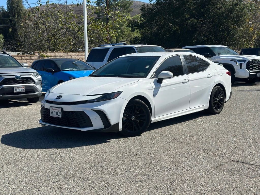 2025 Toyota Camry SE