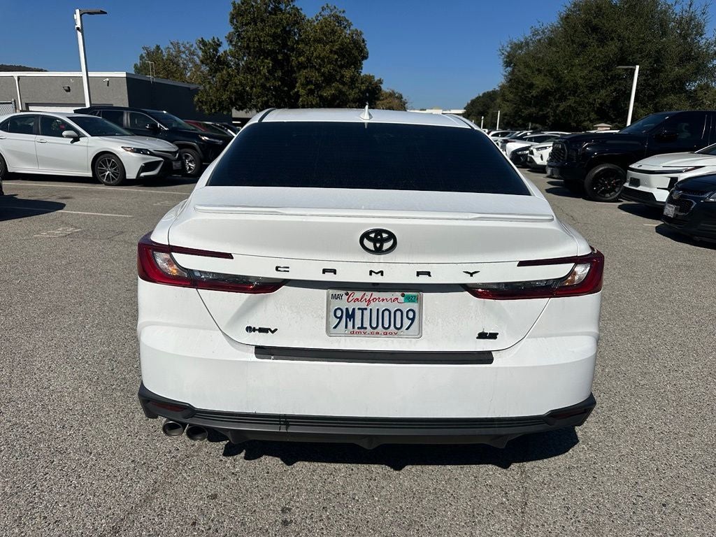 2025 Toyota Camry SE