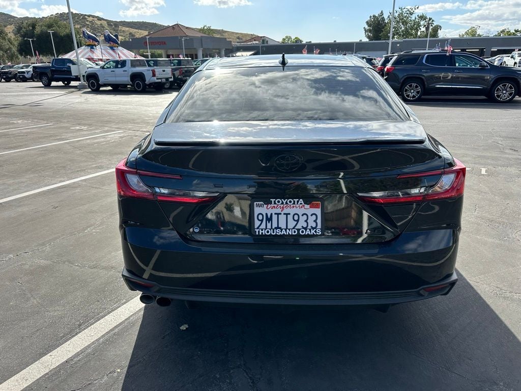 2025 Toyota Camry SE