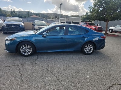 2025 Toyota Camry LE
