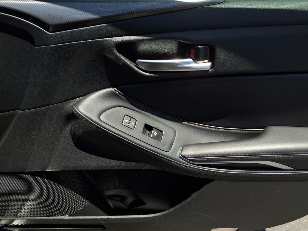 2021 Toyota Avalon Hybrid XSE