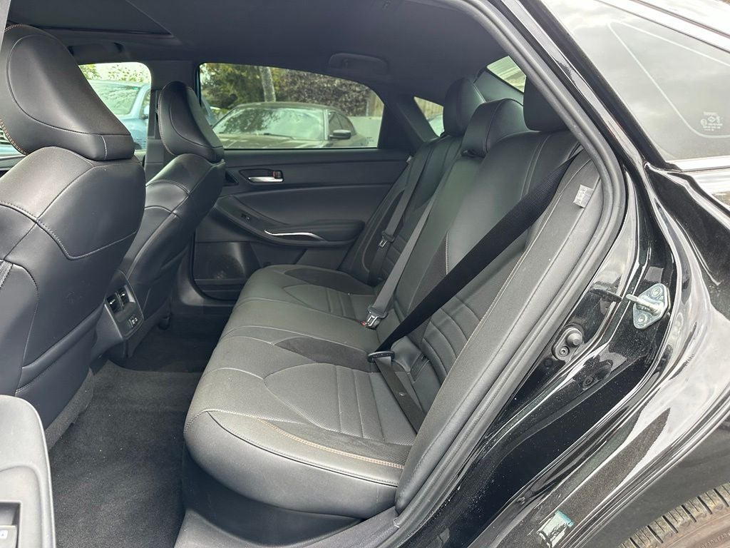 2021 Toyota Avalon Hybrid XSE