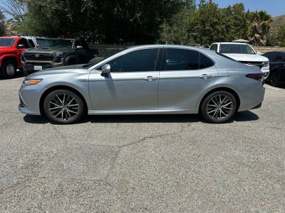 2021 Toyota Camry Hybrid XLE