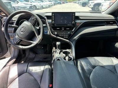 2021 Toyota Camry Hybrid XLE
