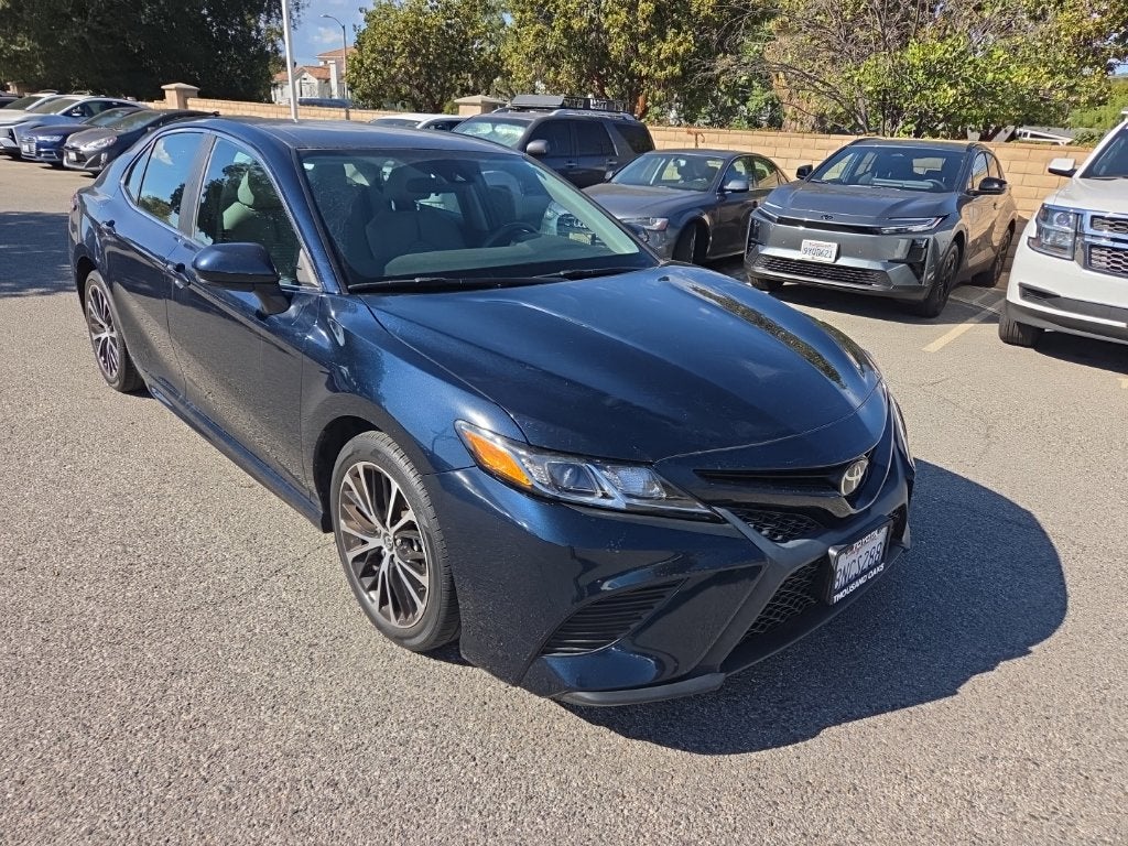 2020 Toyota Camry SE