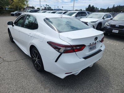 2024 Toyota Camry SE