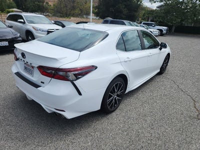 2024 Toyota Camry SE