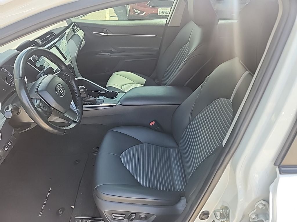2020 Toyota Camry SE Nightshade