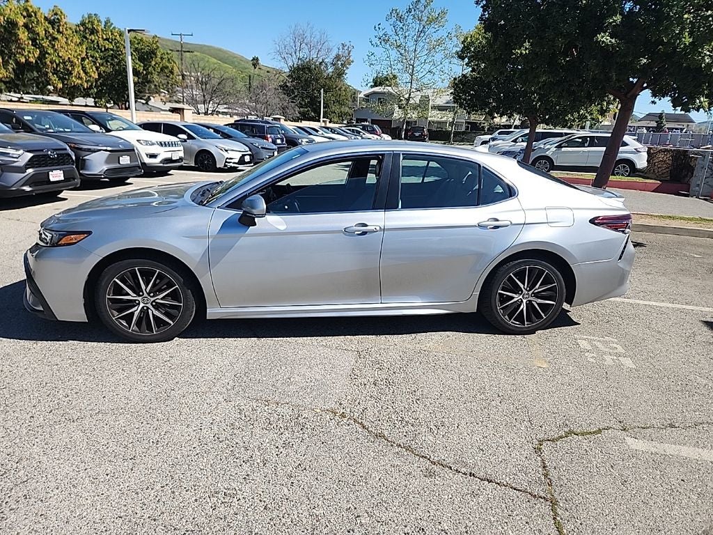 2022 Toyota Camry SE