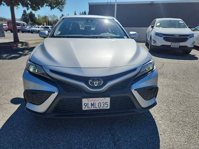 2022 Toyota Camry SE
