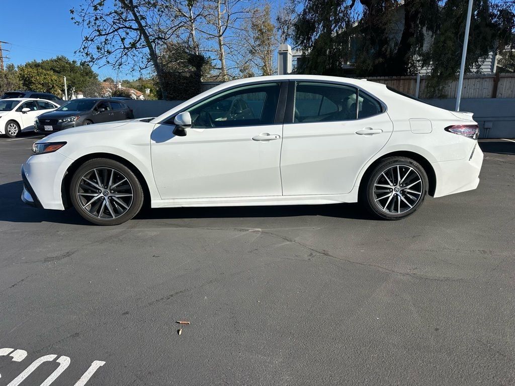 2021 Toyota Camry SE