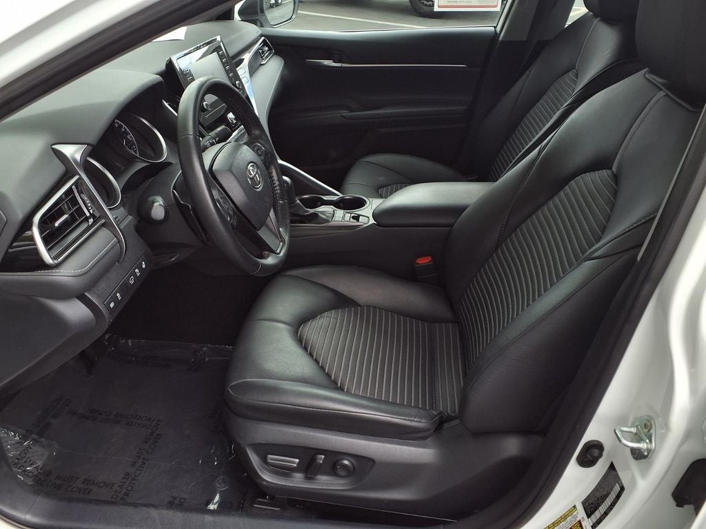 2023 Toyota Camry Hybrid SE