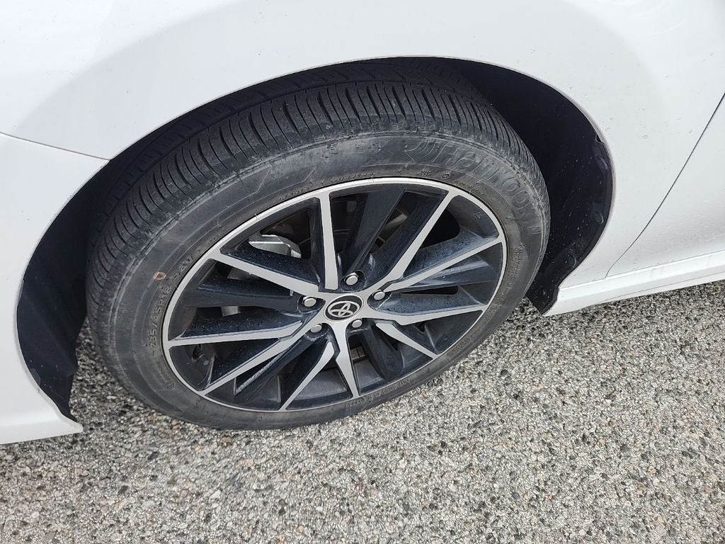 2023 Toyota Camry Hybrid SE