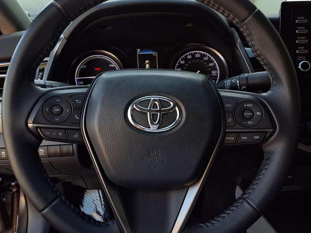2022 Toyota Camry Hybrid SE