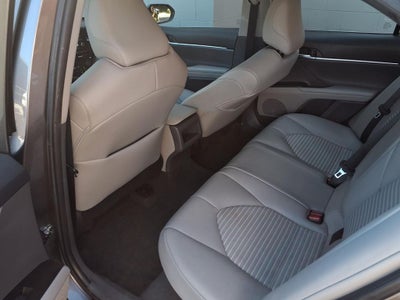 2022 Toyota Camry Hybrid SE