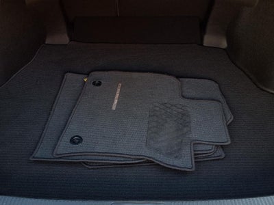 2022 Toyota Camry Hybrid SE