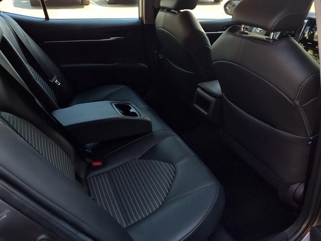 2023 Toyota Camry Hybrid SE