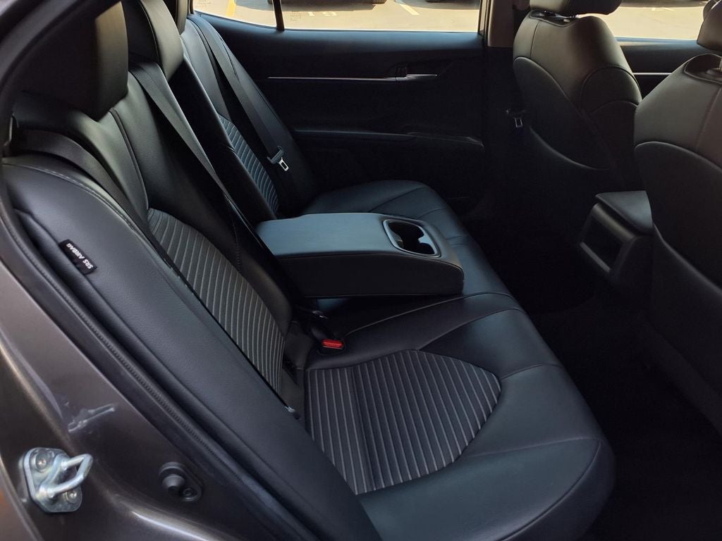 2023 Toyota Camry Hybrid SE