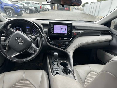 2021 Toyota Camry Hybrid SE