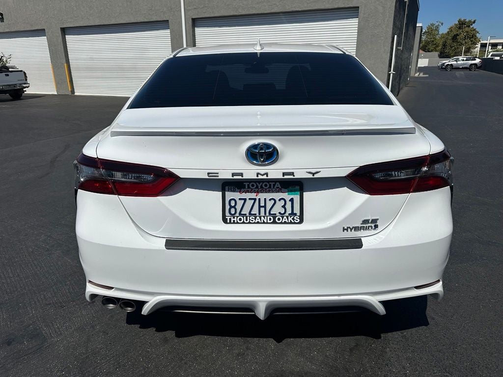 2022 Toyota Camry Hybrid SE