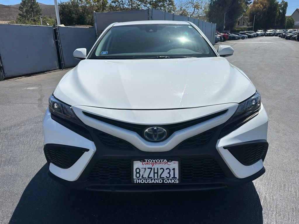 2022 Toyota Camry Hybrid SE