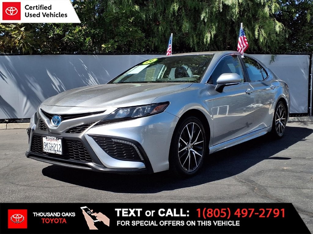 2024 Toyota Camry Hybrid SE