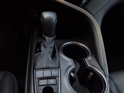 2024 Toyota Camry Hybrid SE