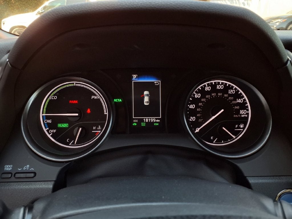 2024 Toyota Camry Hybrid SE