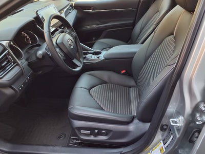2024 Toyota Camry Hybrid SE