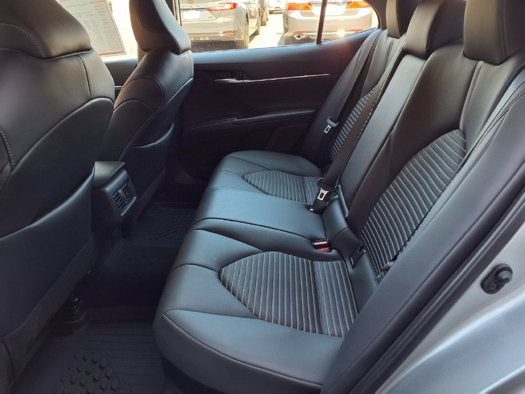2024 Toyota Camry Hybrid SE